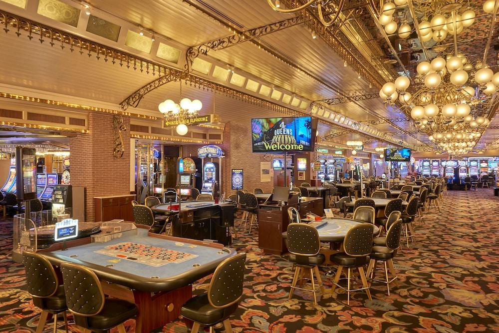 Four Queens Hotel and Casino photo 28