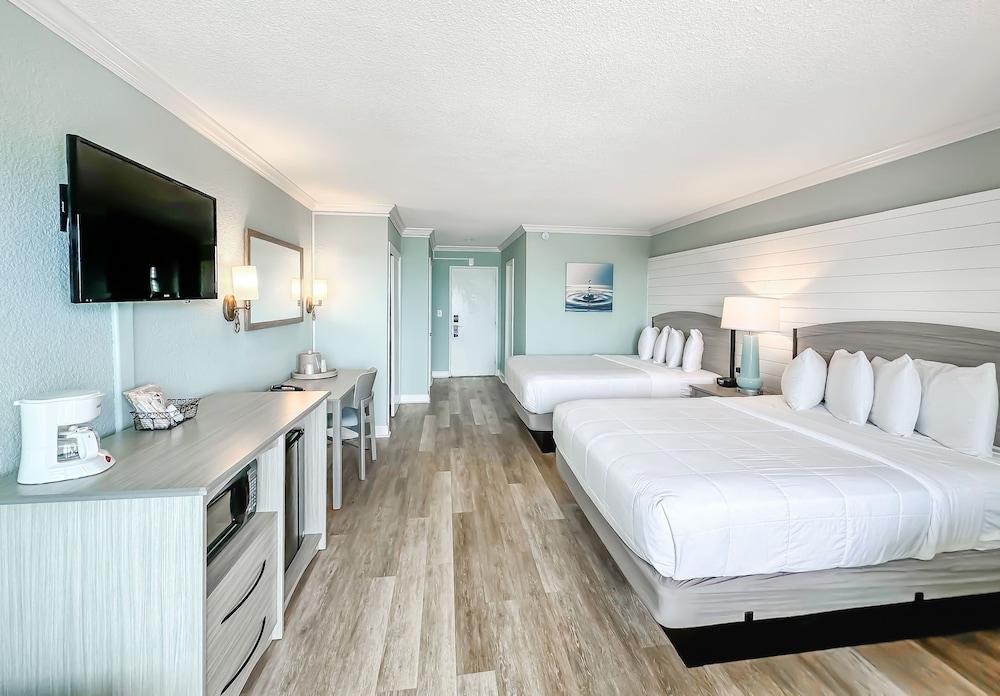 Thunderbird Beach Resort photo 7