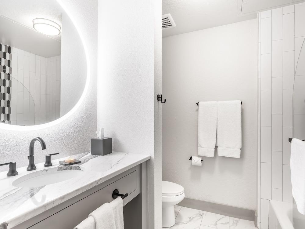 Millsap Suites by Pioneer Pocket Hotel photo 20