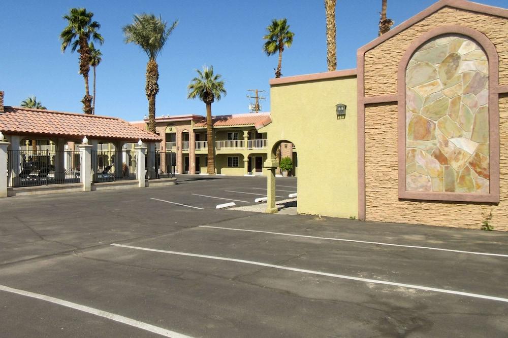 Econo Lodge Blythe photo 30