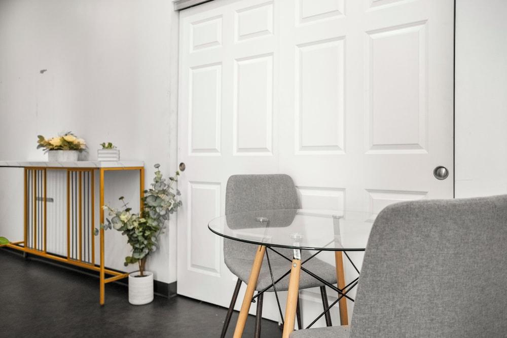 CozySuites - Press House photo 32