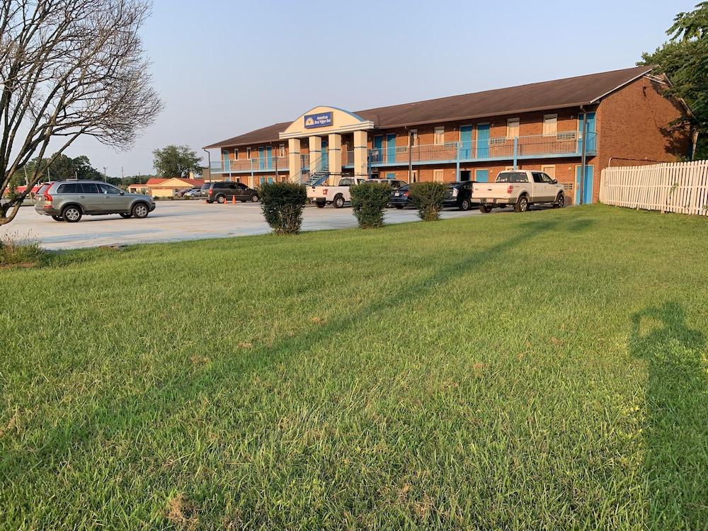 Americas Best Value Inn Roxboro photo 25