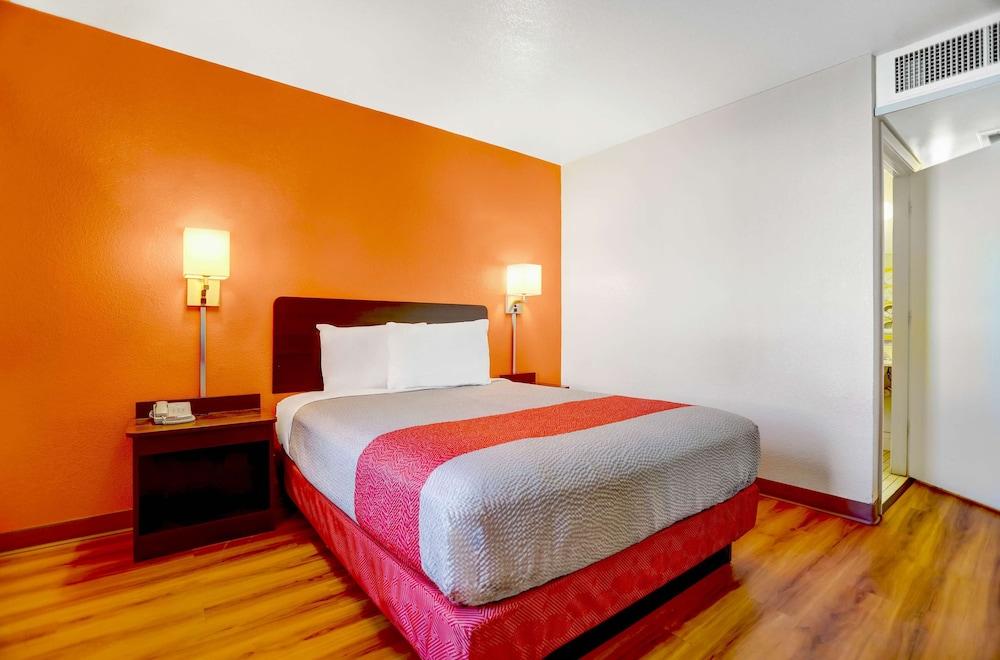Motel 6 Grants, NM photo 16