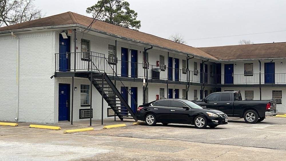 Orbit Inn - Houston Homestead/Tidwell photo 1