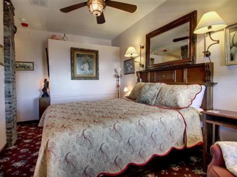 Ghost City Inn photo 11