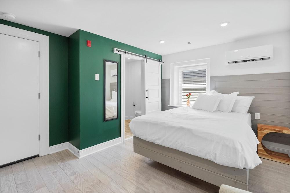 Extended Stay Comfy Suites FT photo 17