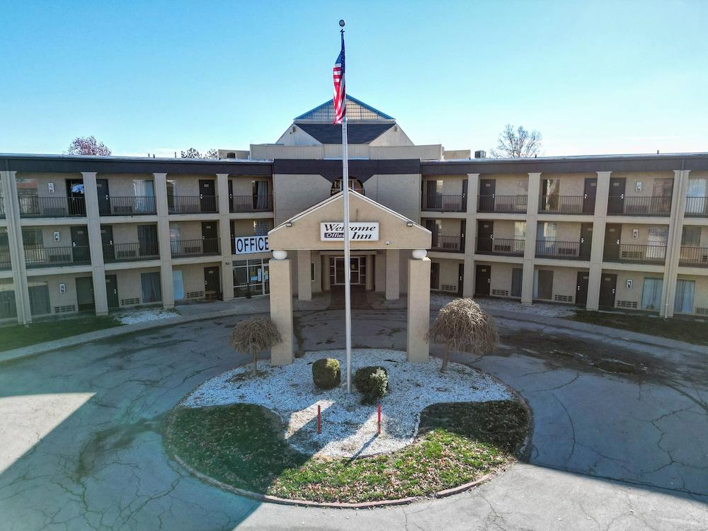Welcome Inn - Blue Springs photo 10