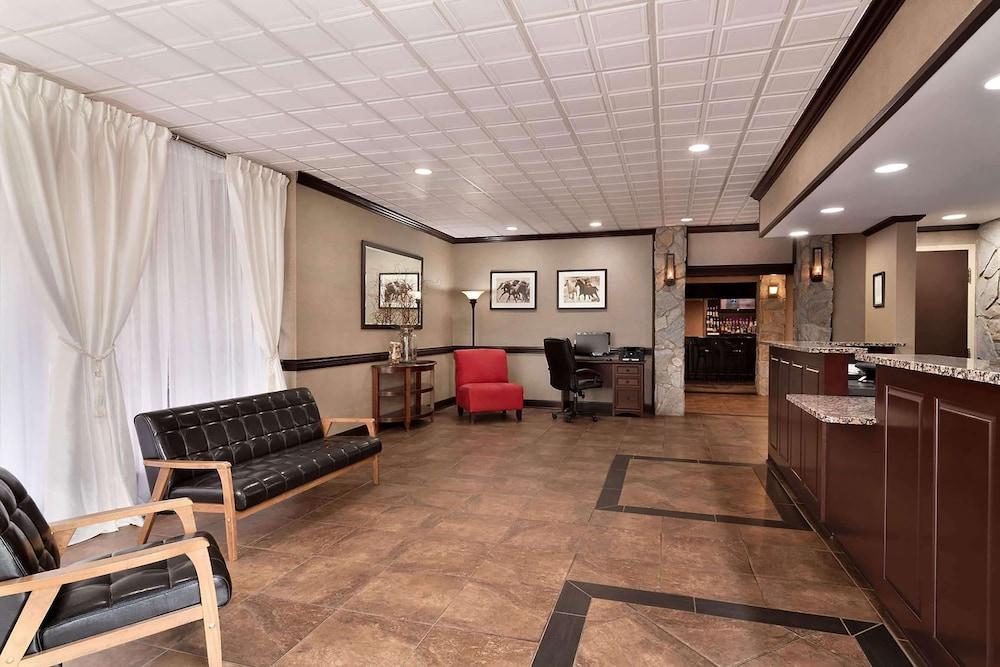Baymont by Wyndham Culpeper photo 9