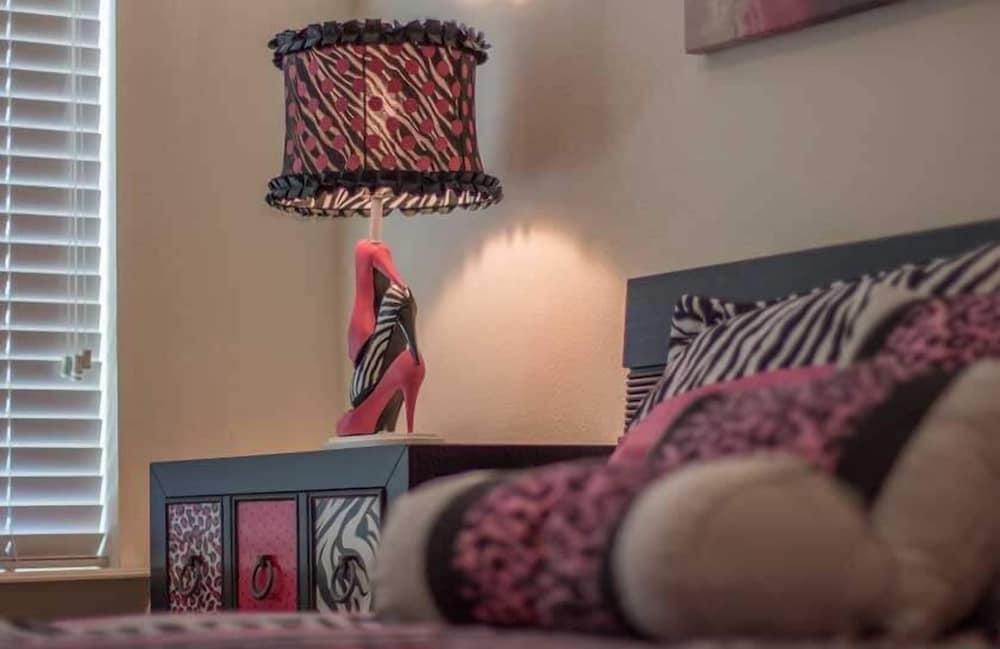 Hostels Homes photo 2