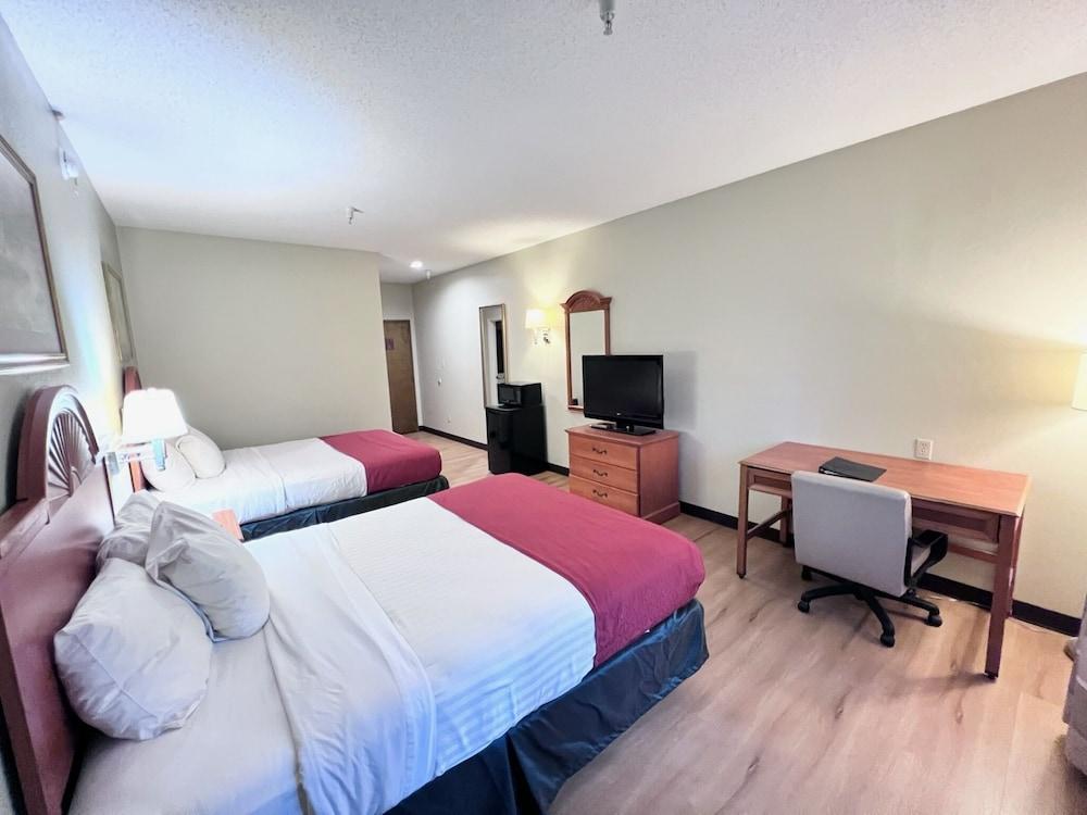 Americas Best Value Inn Wiggins photo 8