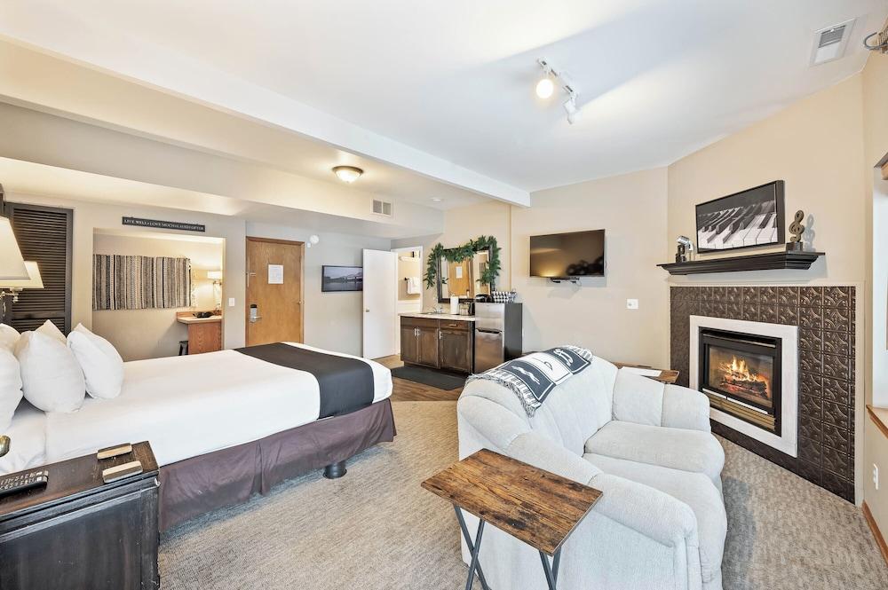 All Seasons River Inn photo 4