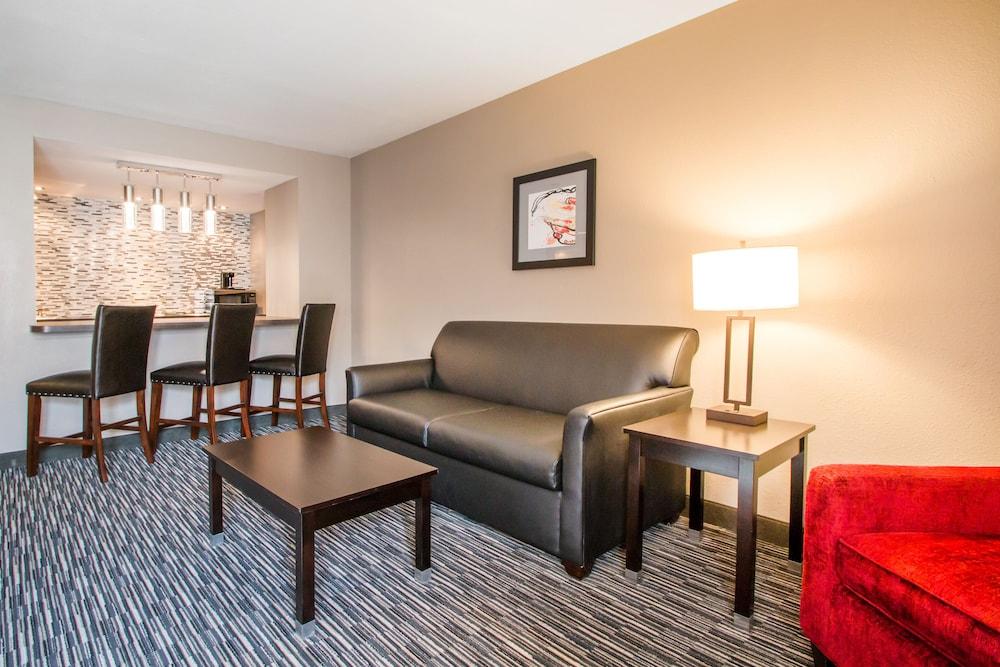 Best Western Courtview Hotel photo 14