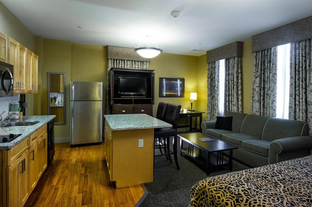 The Parker Inn & Suites photo 14