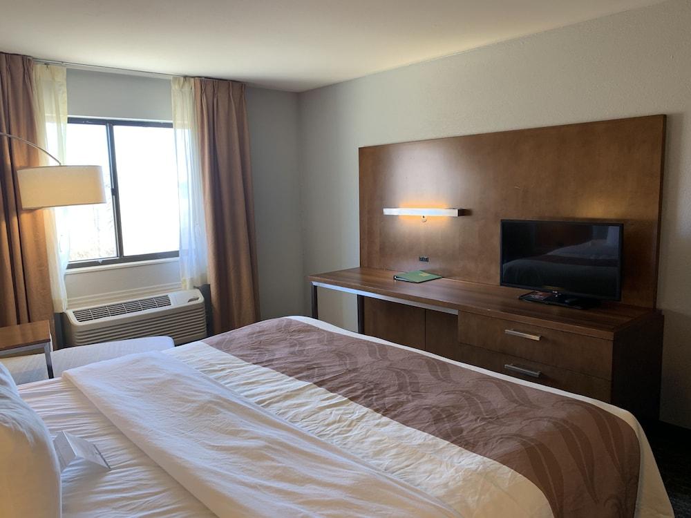 Quality Inn Danville photo 11