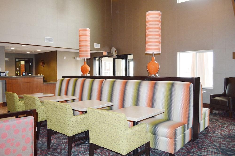 Black Gold Suites Tioga photo 7