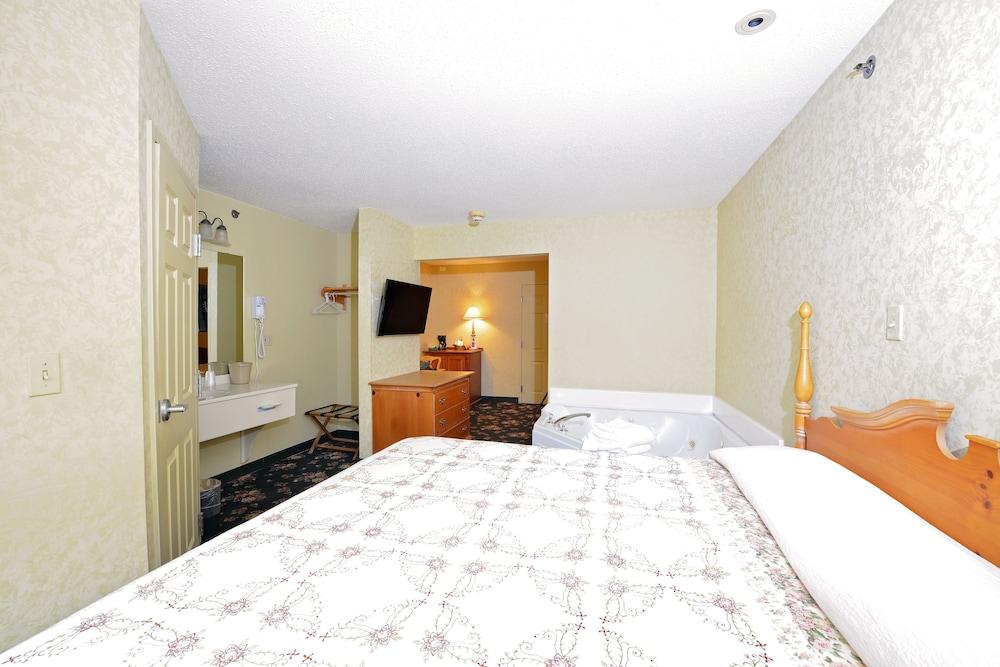 Our Guest Inn and Suites - Downtown photo 13