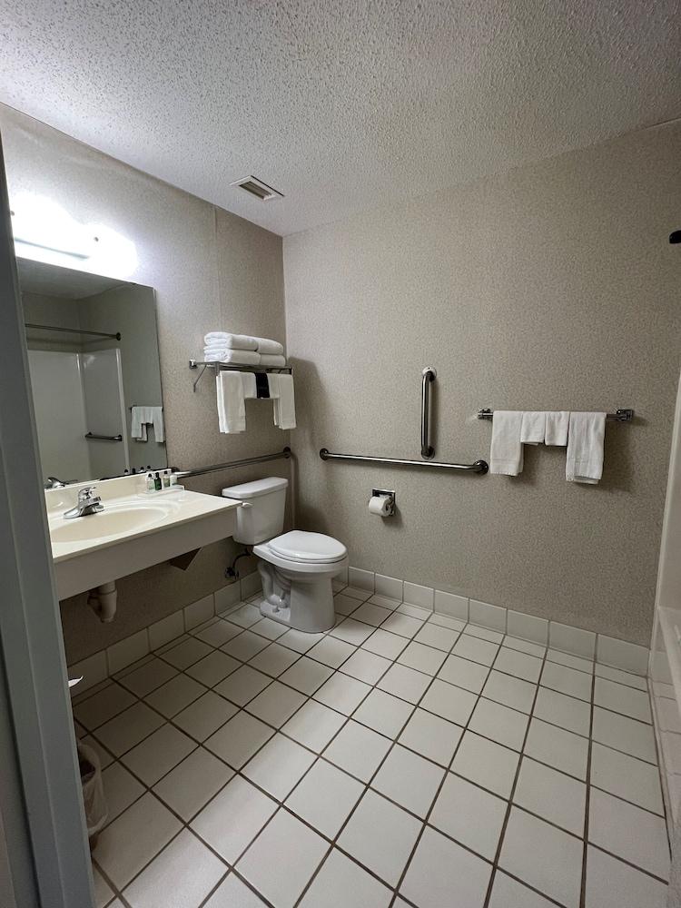 Country Inn Walker photo 23