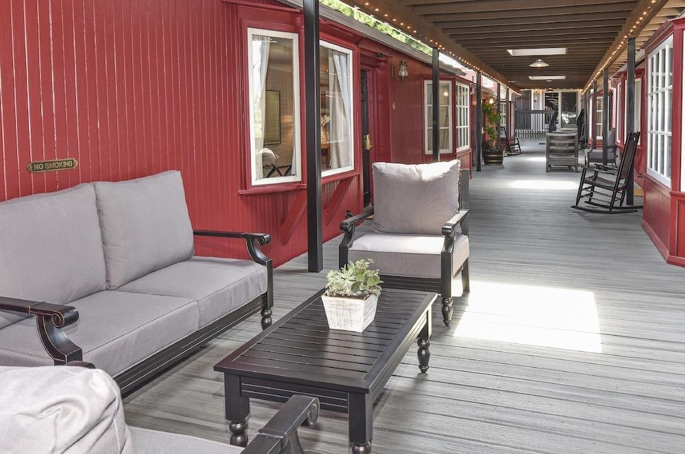 Napa Valley Railway Inn photo 12