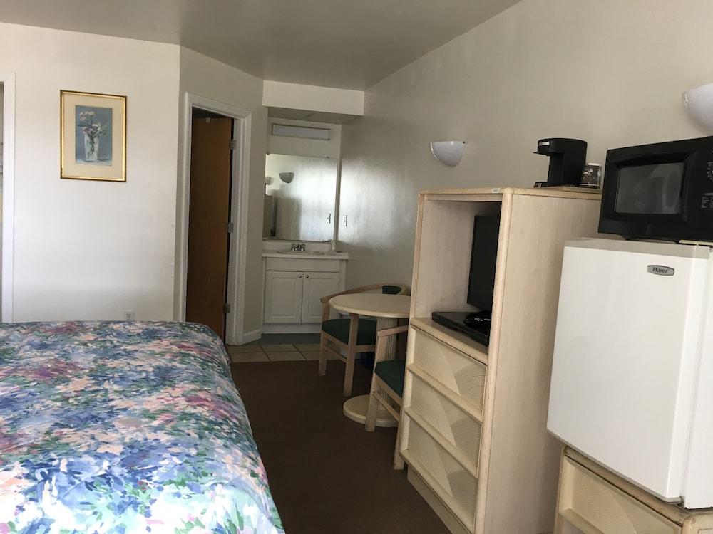 Point 1 Motel photo 17