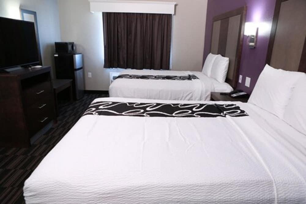 Home Inn and Suites photo 16