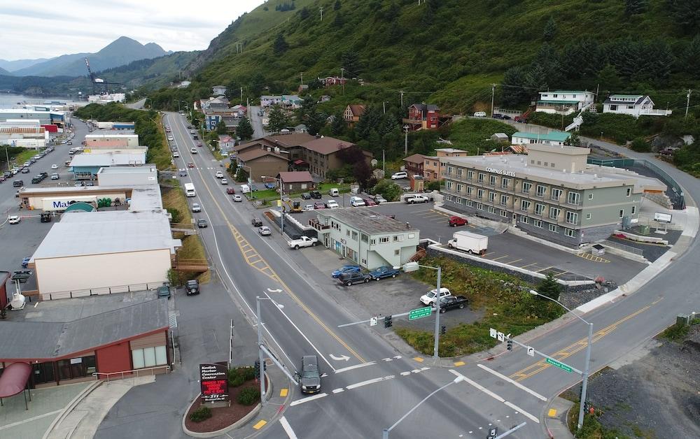 Kodiak Compass Suites photo 27