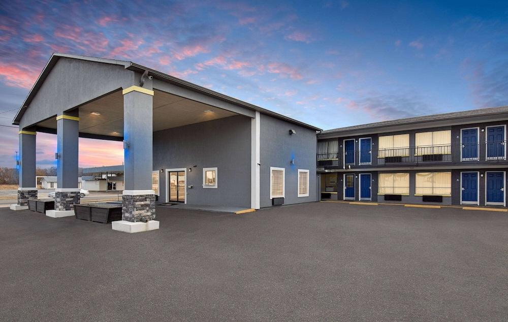 Days Inn by Wyndham Carlisle photo 16