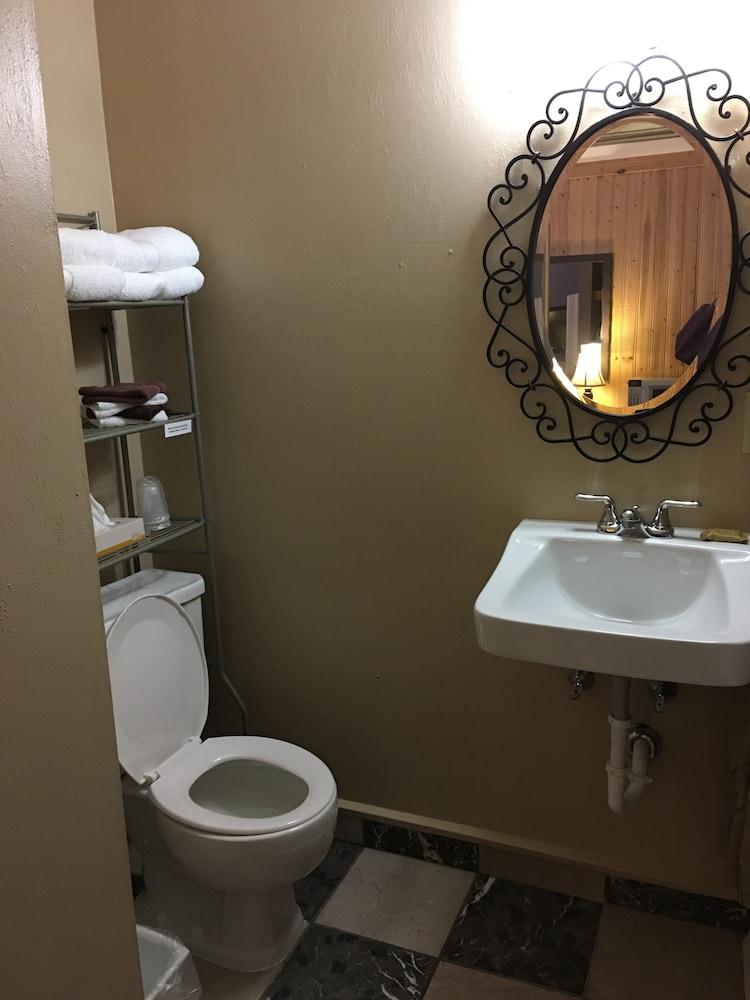 Hotel Expedition photo 20