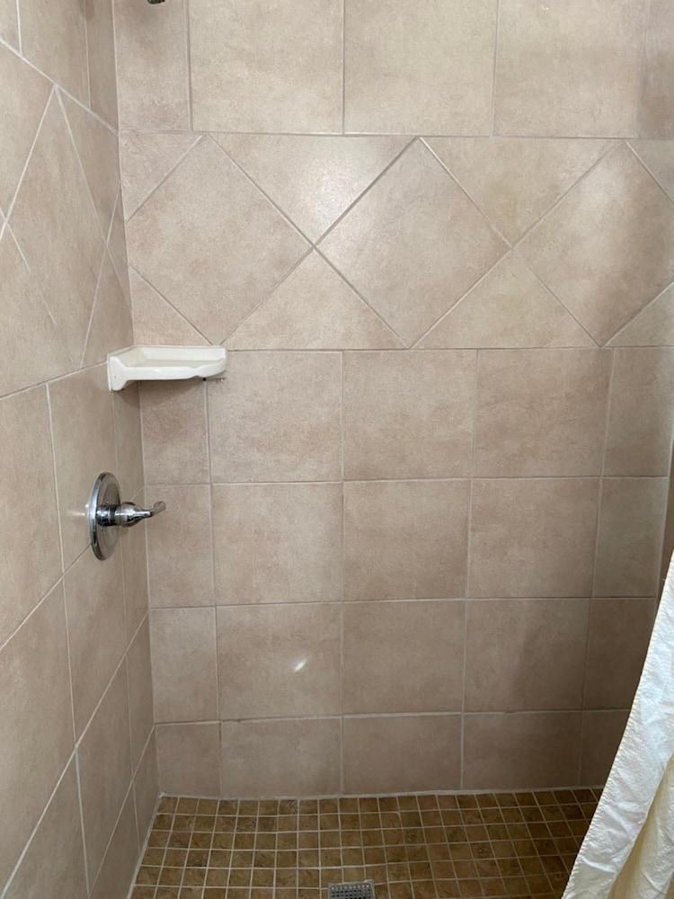 Delux Inn Clearwater photo 16