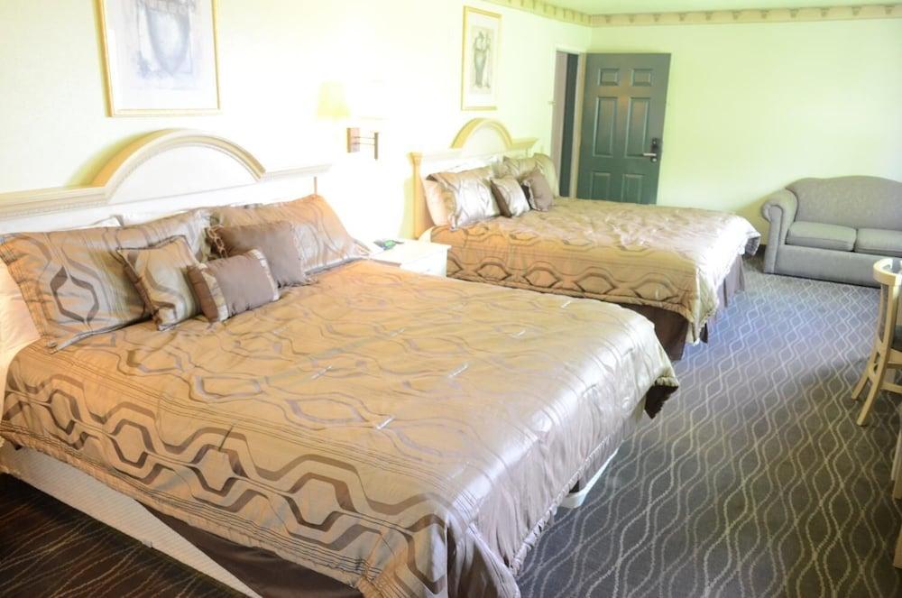 Scottish Inns & Suites at NRG Park photo 9