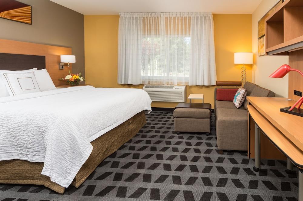 TownePlace Suites by Marriott Bend photo 3