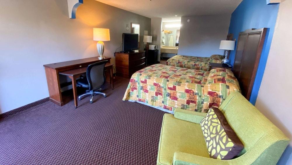 Magnuson Hotel Marietta photo 8