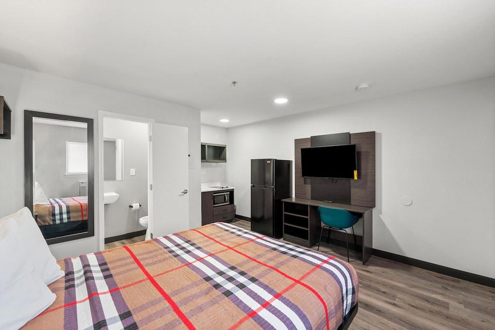 Southern Suites Kennesaw photo 3