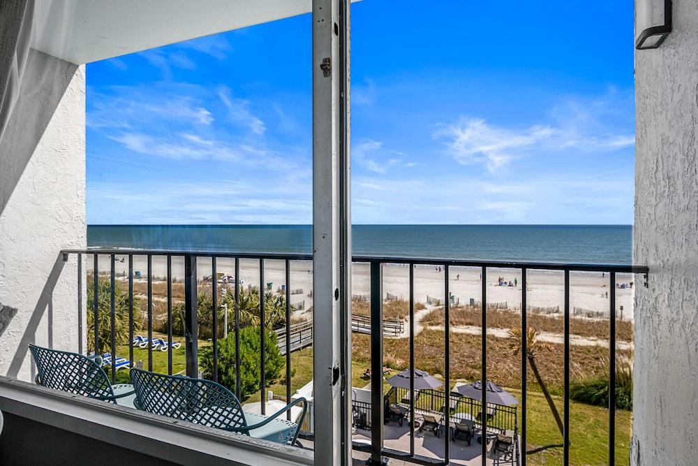 The Beverley Beach House photo 54