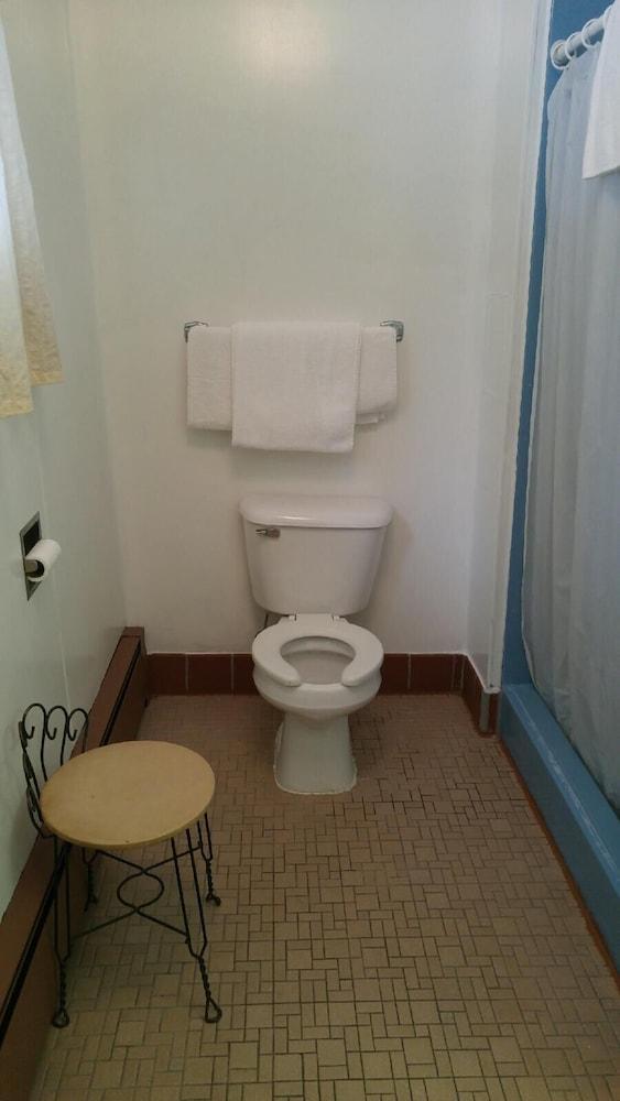 Prairie Motel photo 7