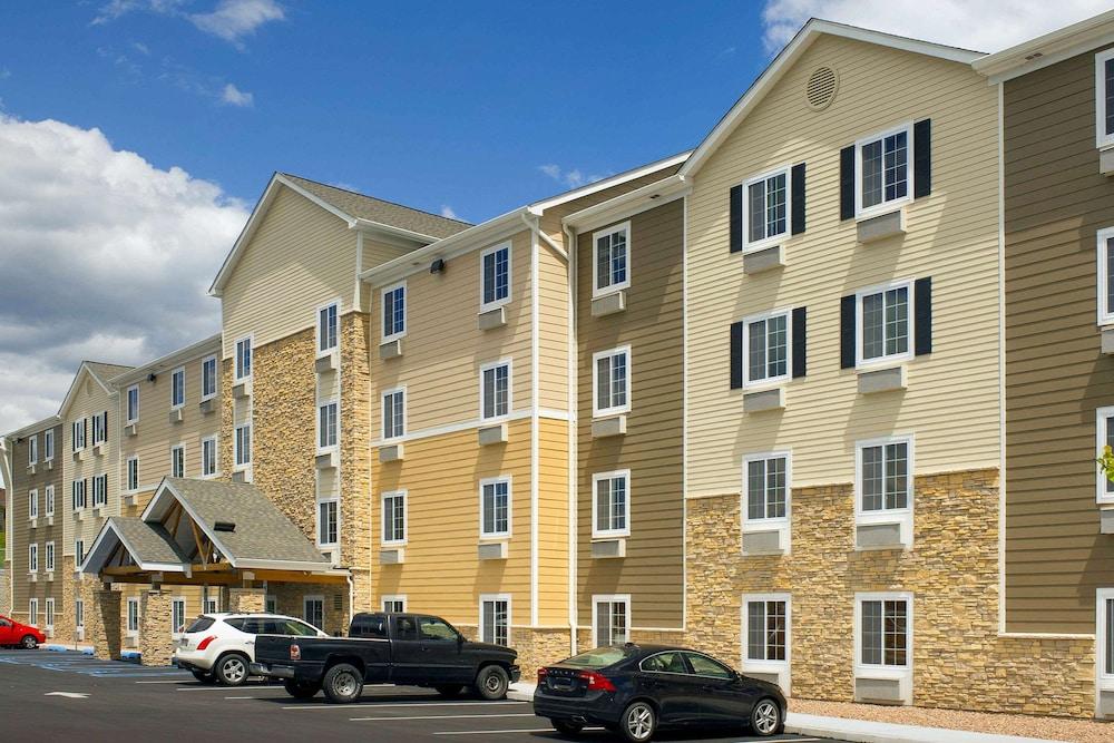 WoodSpring Suites Wilkes-Barre photo 25