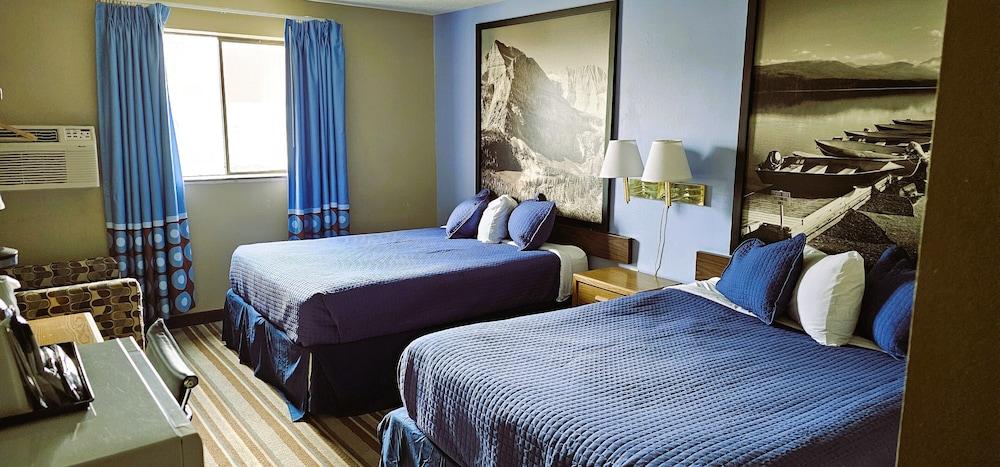 Grizzly Inn photo 10