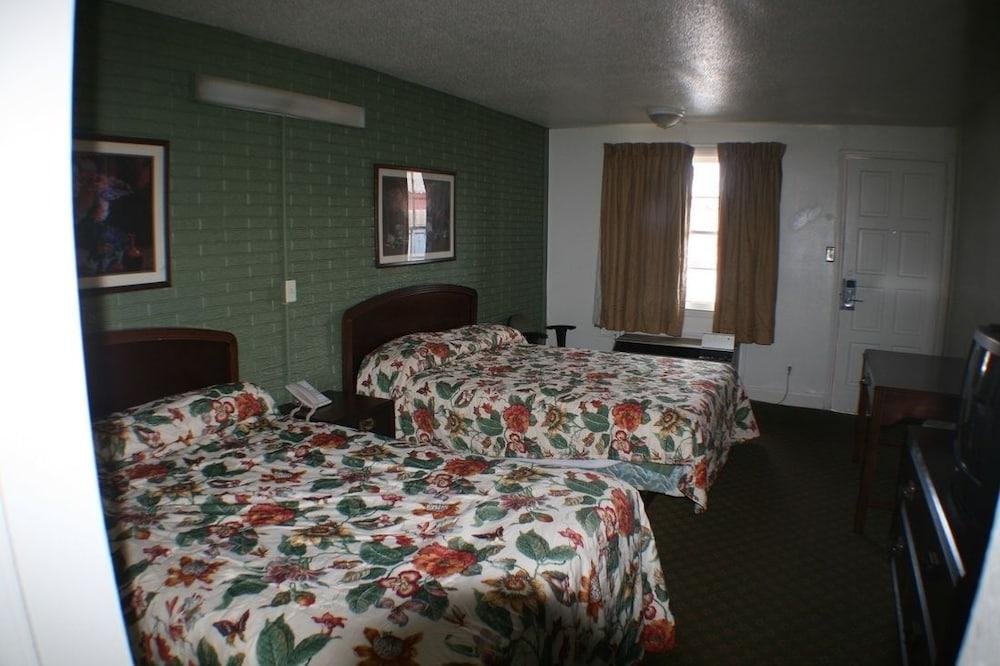 Budget Inn photo 10