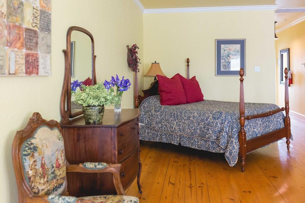High Cotton Inn photo 4