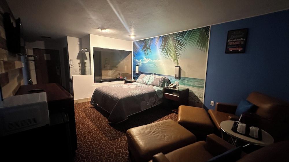 Chesaning Inn & Suites photo 20