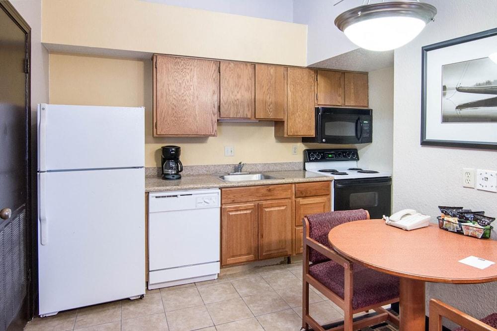 Extended Studio Suite Hotel photo 7