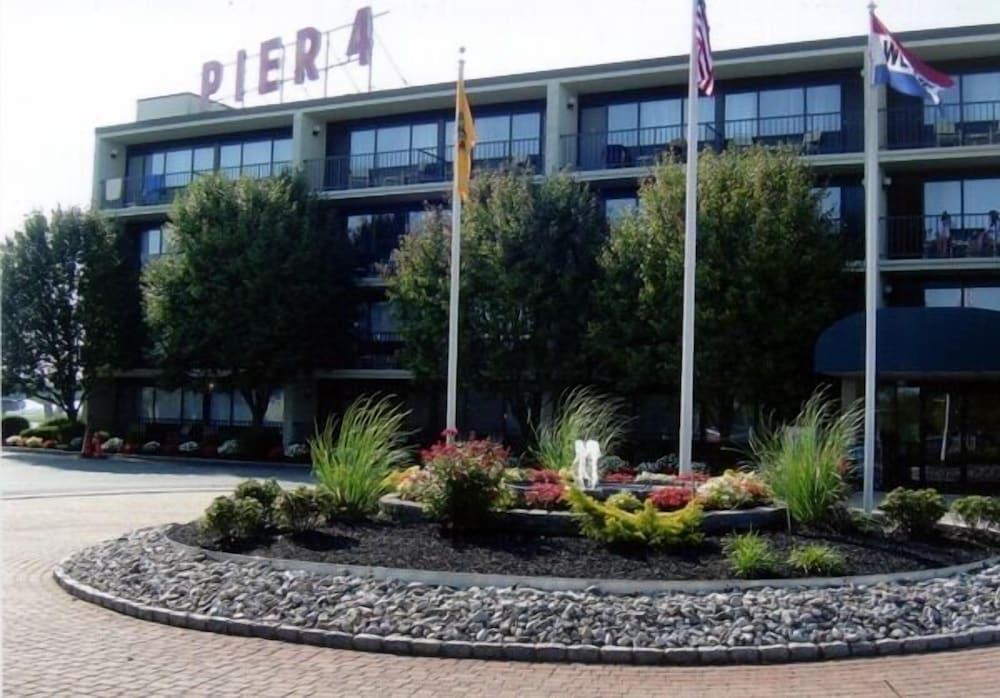 Pier 4 Hotel photo 35
