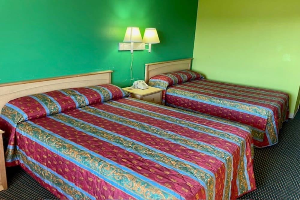 Red Carpet Inn & Suites Lima photo 34