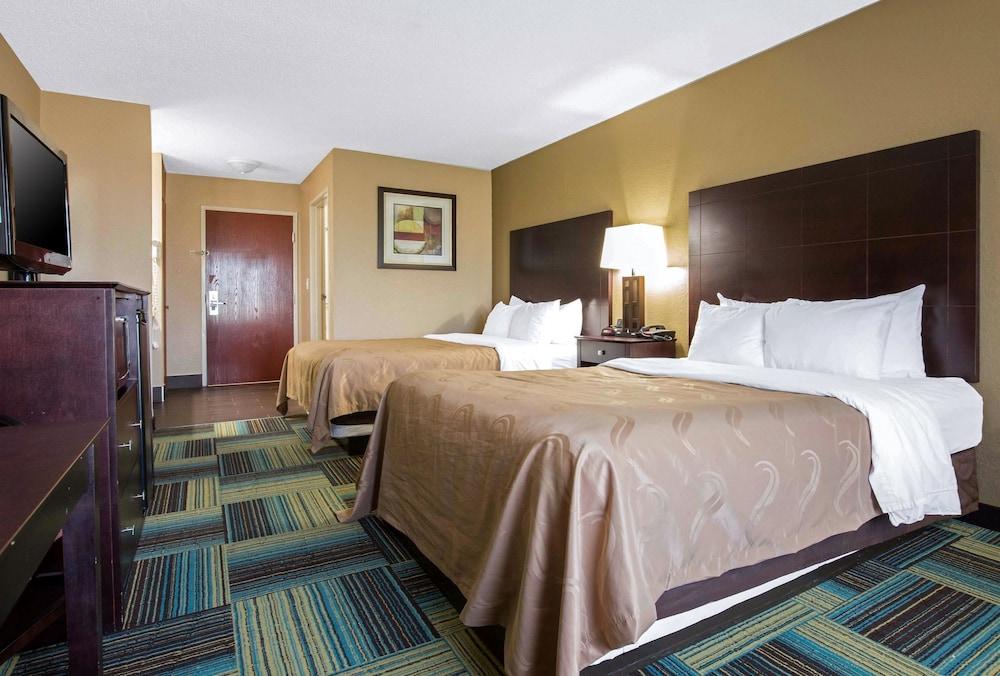 Quality Inn & Suites Arnold - St Louis photo 17