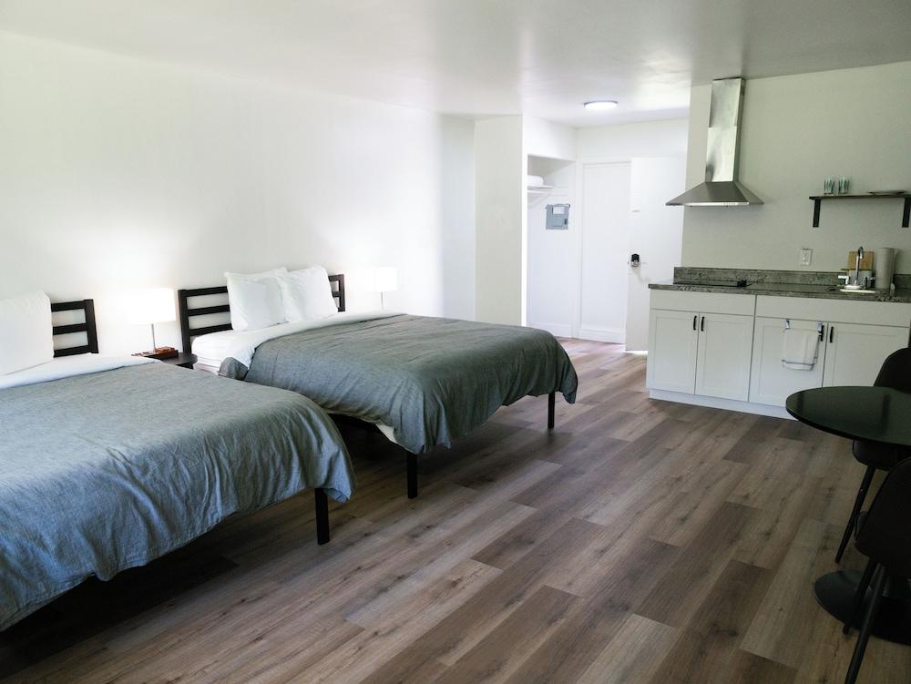 The Lagrange Inn & Extended Stay photo 2