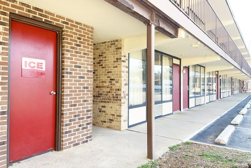 Paris Inn and Suites photo 9
