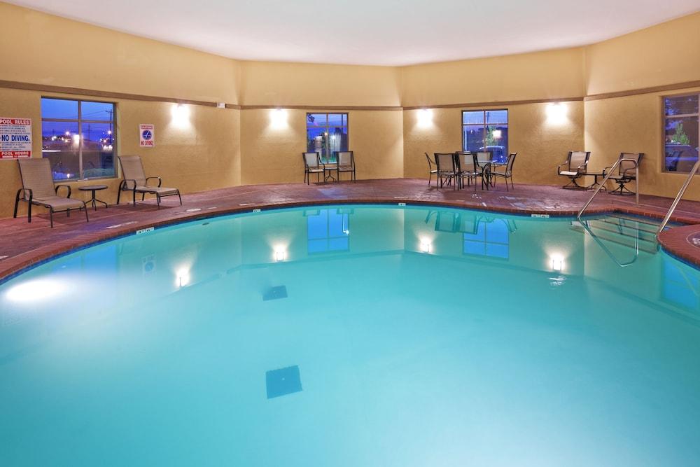 Holiday Inn Express Hotel & Suites Okmulgee by IHG photo 28