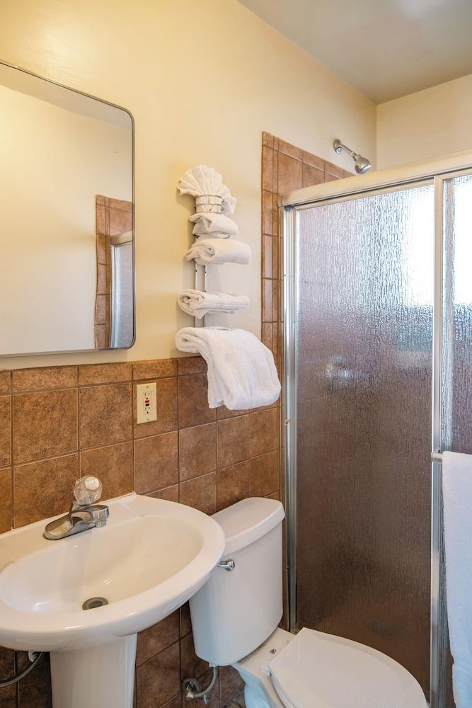 Black Meadow Landing photo 53