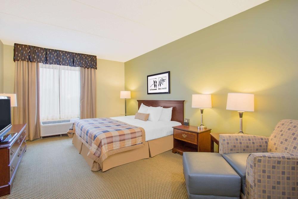 Spark by Hilton Rock Hill photo 7