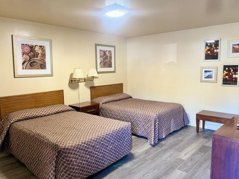 Shady Grove Motel photo 9