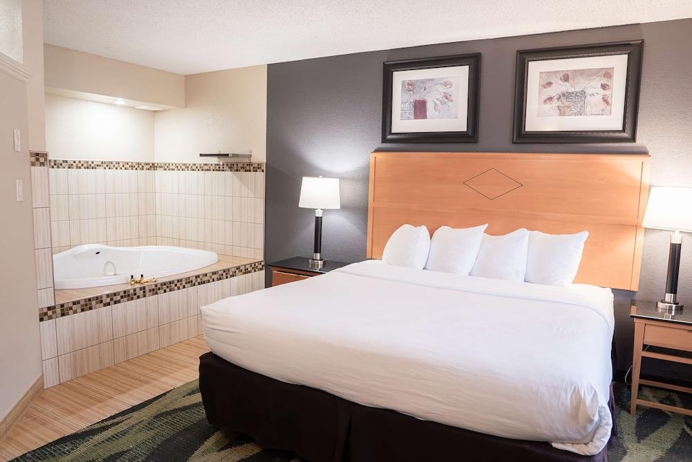 Spark by Hilton Bensalem Philadelphia photo 12